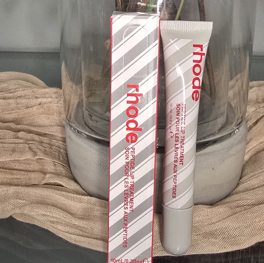 Rhode Peptide Lip Treatment Peppermint Glaze